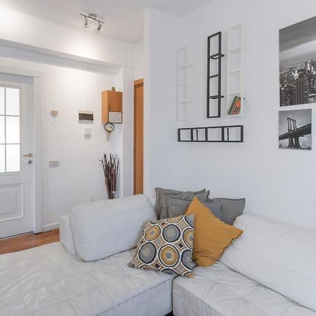 דירות Casa Eleonora - Pavia - By Host4U מראה חיצוני תמונה